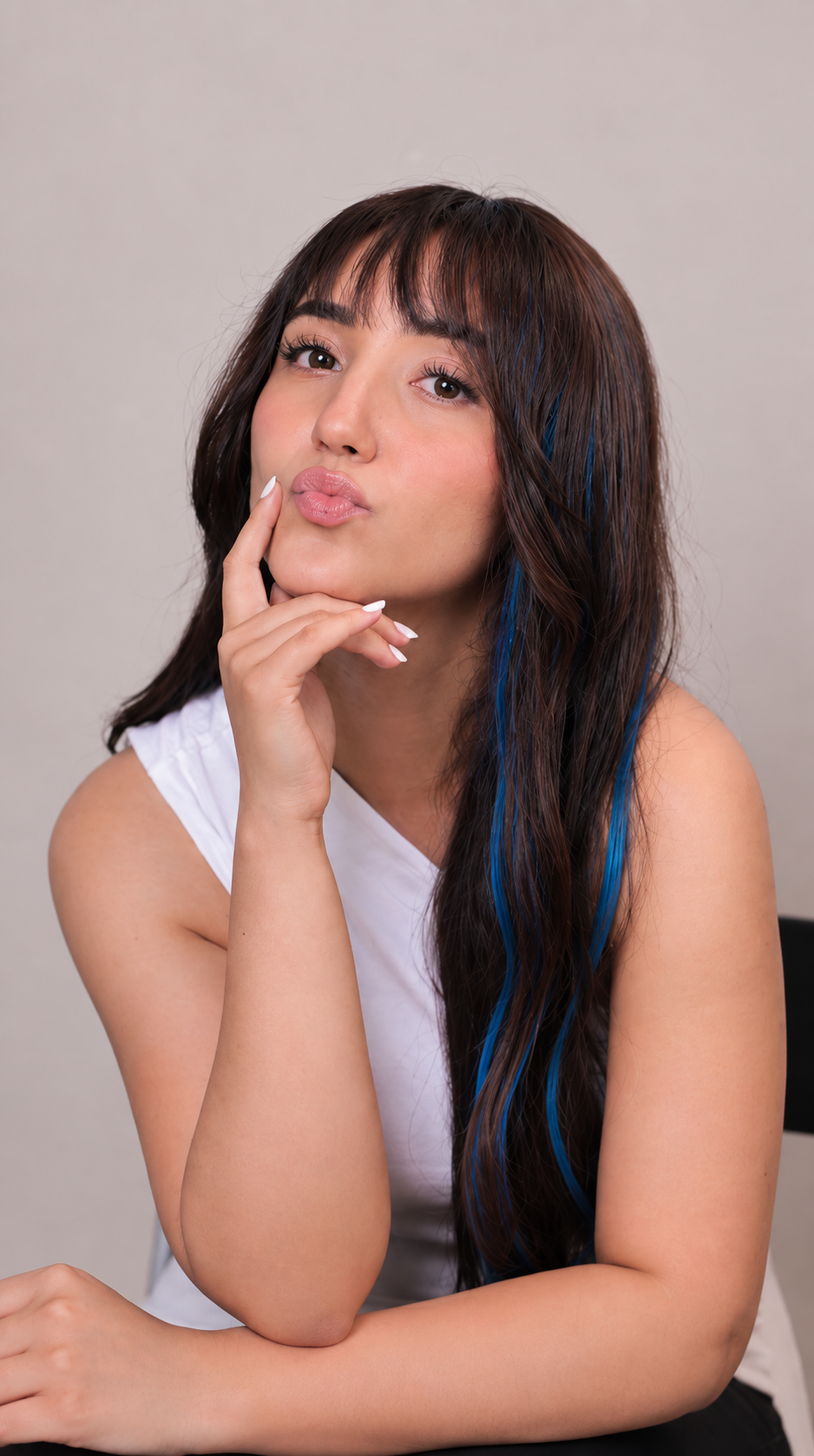 BLUSH BLUE COLOUR STREAKS